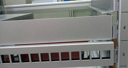Ear for Toolless Mini Rack for UniFi US-8-150W